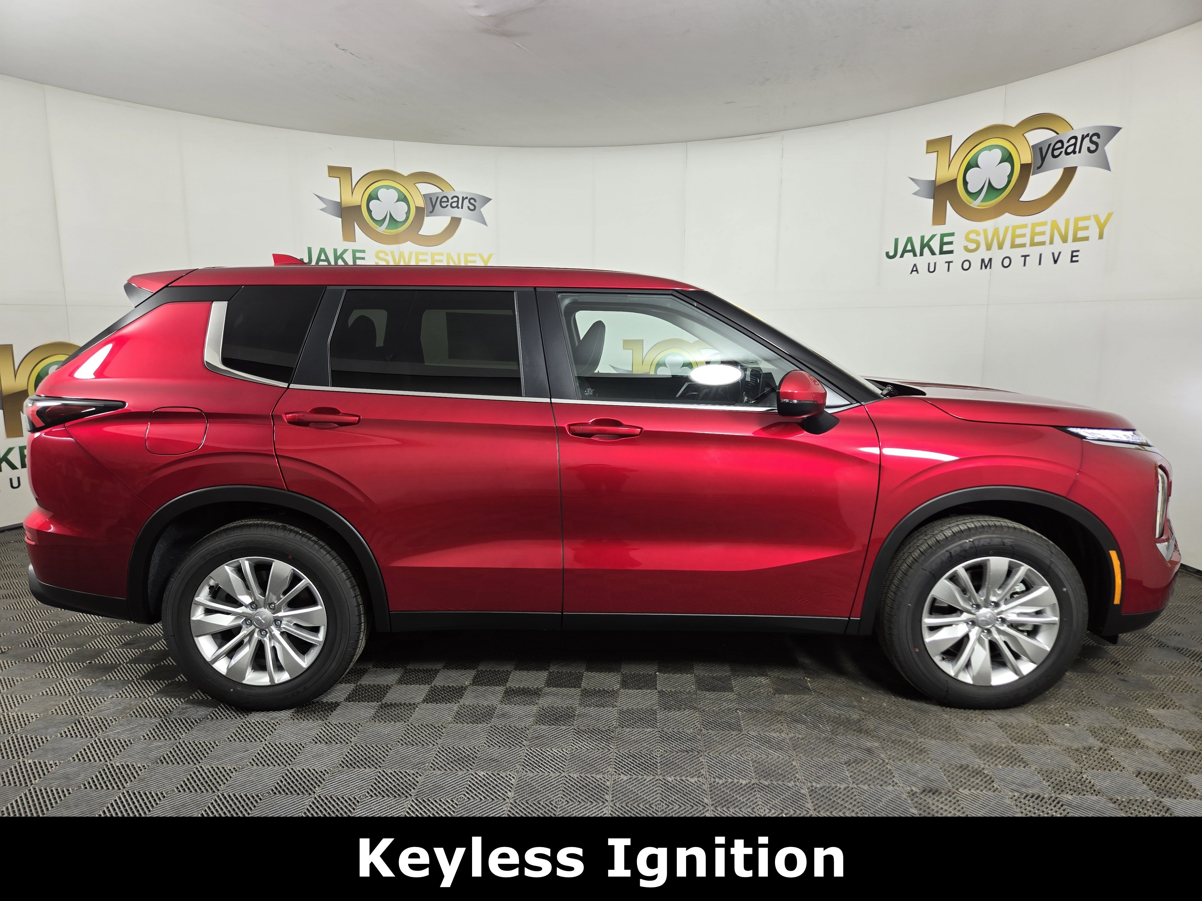 New 2026 Mitsubishi Outlander ES image 8