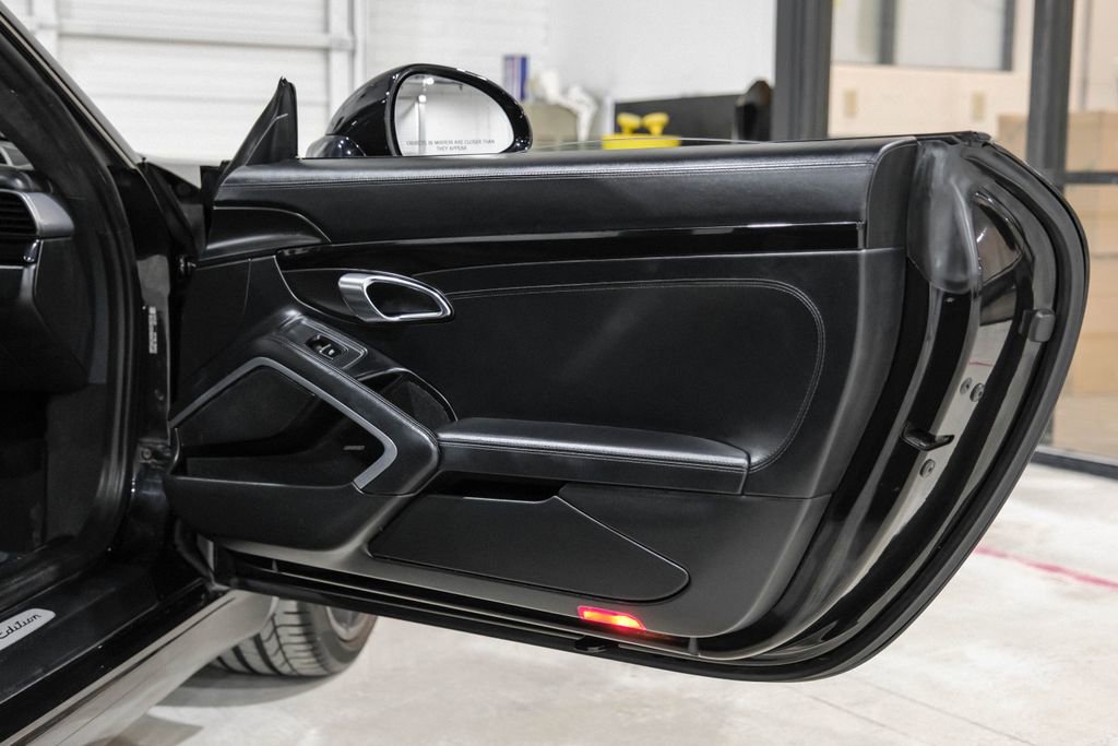 Used 2016 Porsche 911 Carrera Black Edition image 45