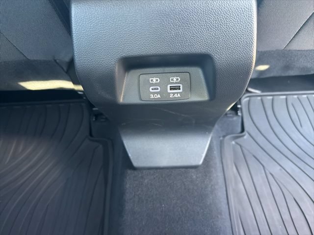 Used 2025 Subaru Crosstrek 2.5i Premium AWD/4WD image 14