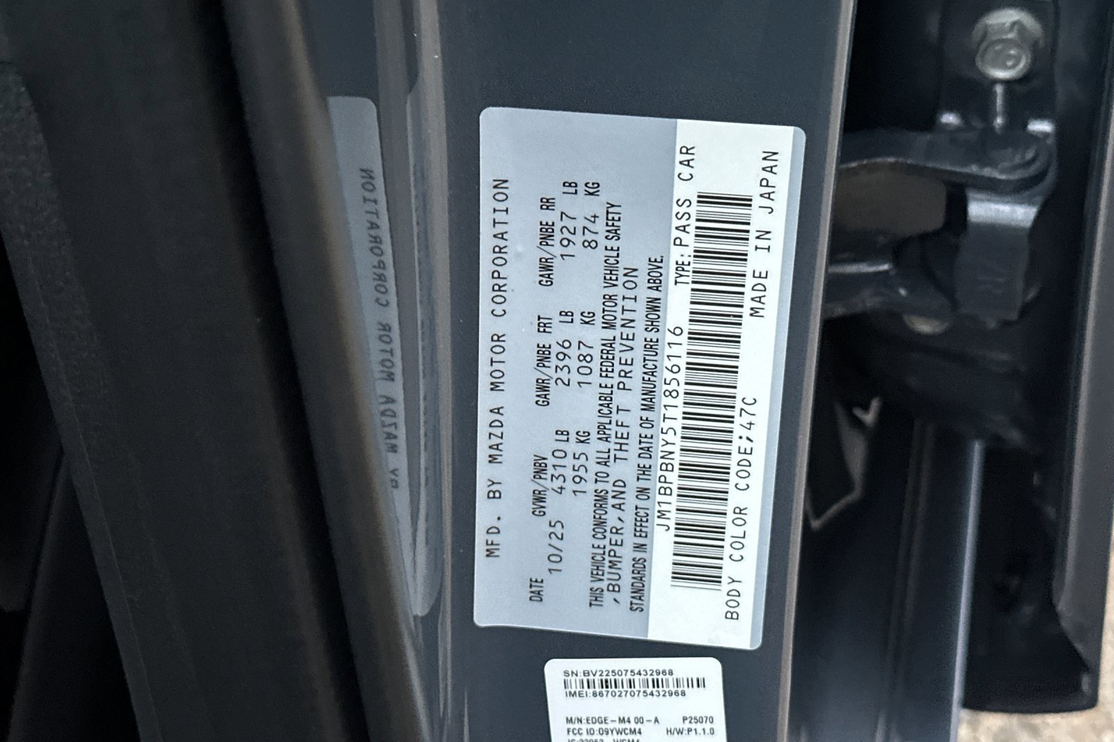 New 2026 MAZDA MAZDA3 Hatchback w/Premium Plus Pkg image 35