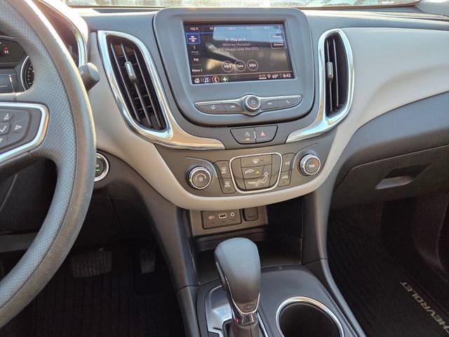 Used 2024 Chevrolet Equinox LS w/ LS Convenience Package FWD image 29