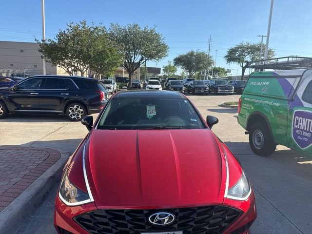Used 2021 Hyundai Sonata SEL Plus w/ Tech Package FWD image 3