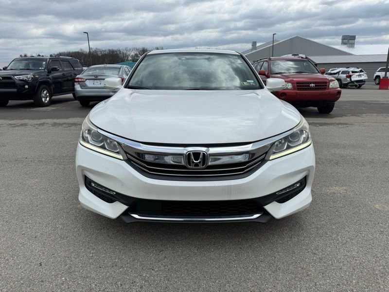 Used 2017 Honda Accord EX-L image 2