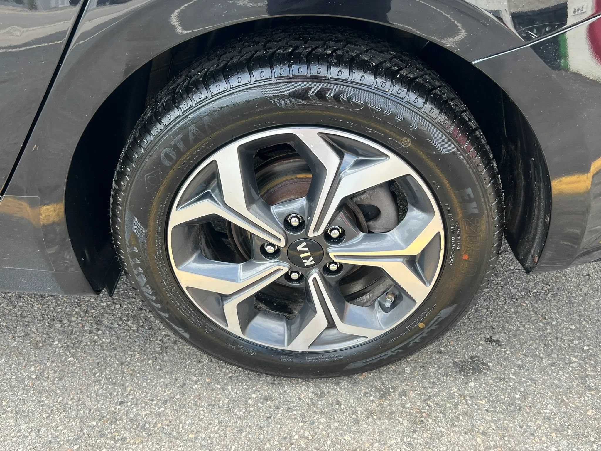 Used 2019 Kia Forte LXS FWD image 10
