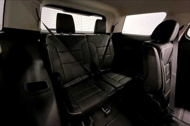 Used 2023 GMC Acadia Denali AWD/4WD image 32