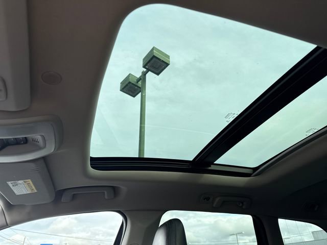 Used 2017 Volvo XC60 T6 Dynamic w/ Preferred Option Package image 29