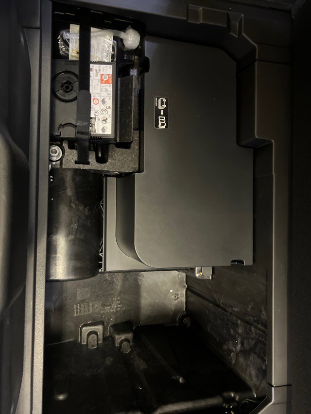 Used 2024 Porsche Panamera 4 image 13