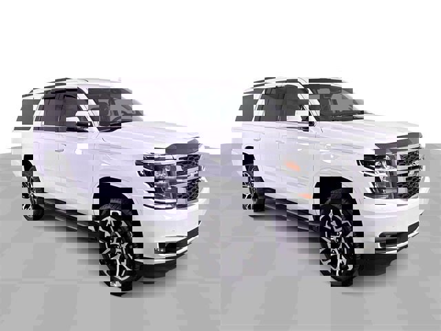 Used 2019 Chevrolet Suburban LT image 2