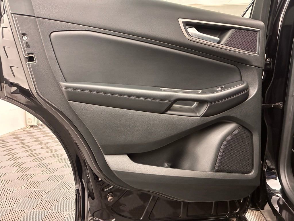 Certified 2022 Ford Edge SEL w/ Convenience Package image 30