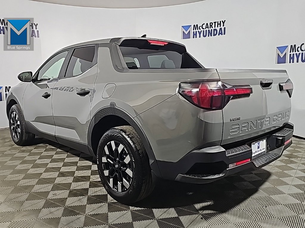 Used 2025 Hyundai Santa Cruz SE image 6