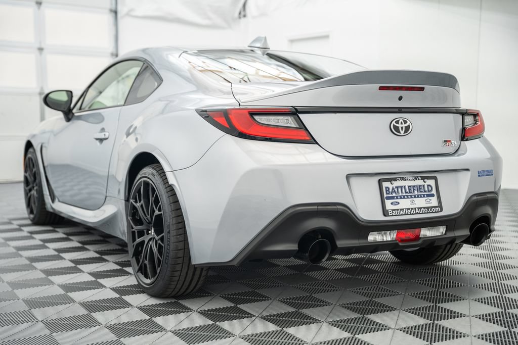 New 2026 Toyota GR86 Premium w/ GR Wheel Package (TMS RWD image 5