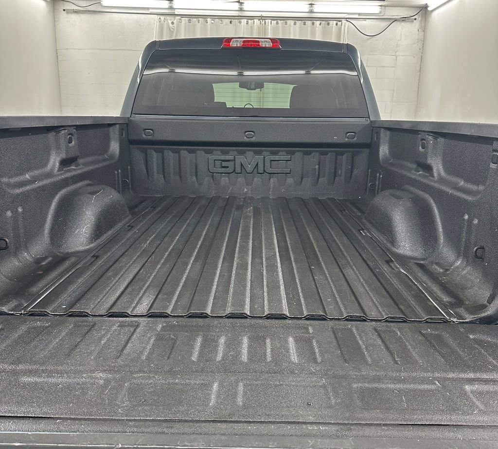 Used 2018 GMC Sierra 1500 SLT w/ SLT Premium Package image 28