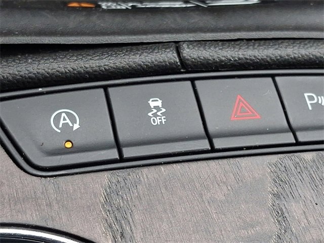 Used 2023 GMC Acadia Denali w/ Black Diamond Edition image 28