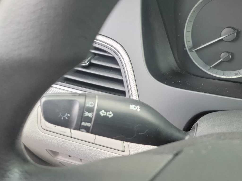 Used 2017 Hyundai Sonata SE FWD image 20
