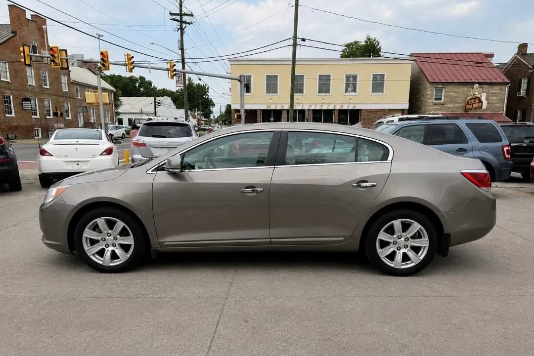 Used 2011 Buick LaCrosse CXL AWD/4WD image 3