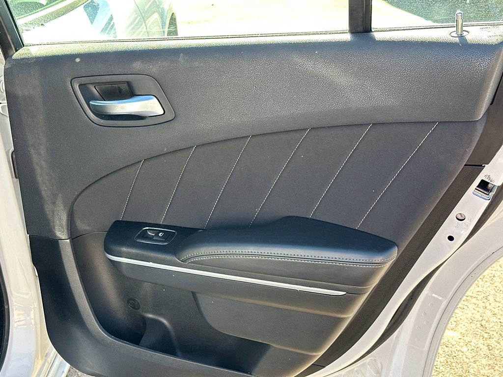 Used 2023 Dodge Charger SXT image 16