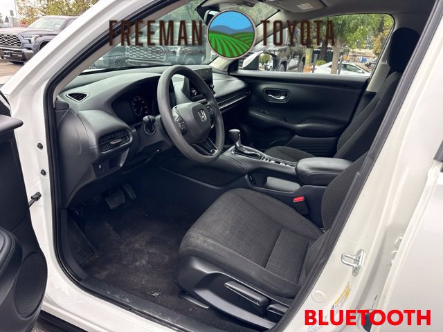 Used 2025 Honda HR-V LX image 6
