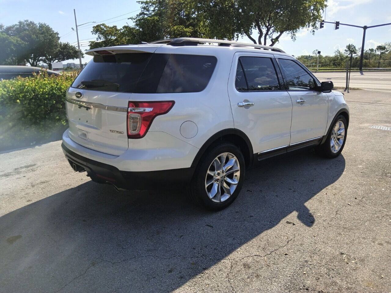 Used 2013 Ford Explorer Limited FWD image 6