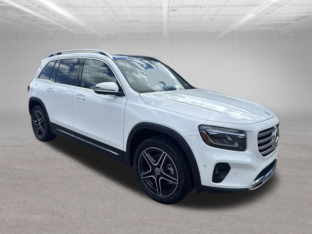 Used 2026 Mercedes-Benz GLB 250 4MATIC image 7