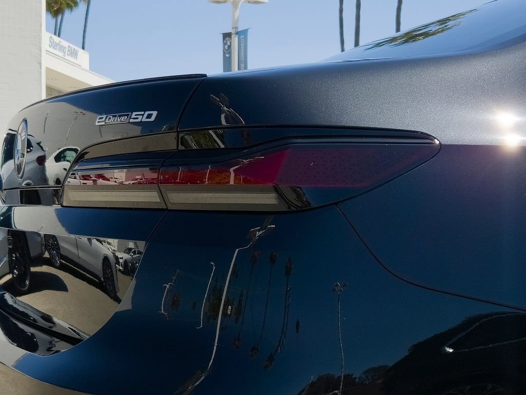 New 2026 BMW i7 eDrive50 w/ M Sport Package image 4