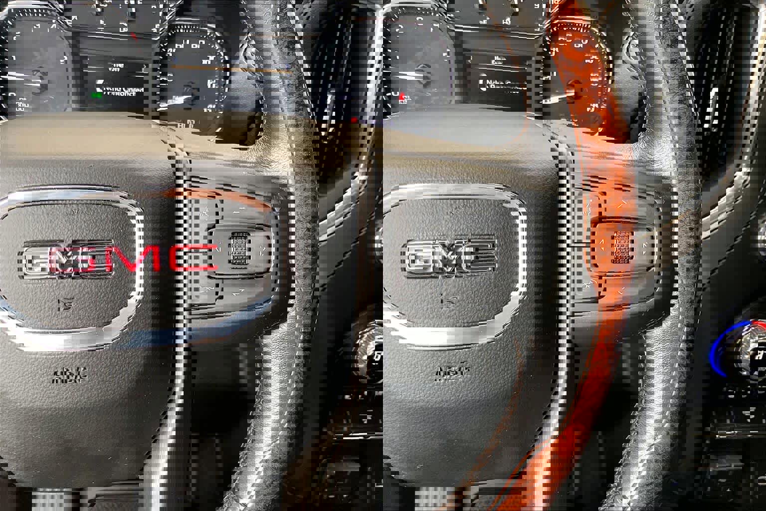 Used 2022 GMC Sierra 2500 AT4 image 21