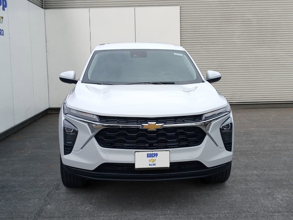 New 2026 Chevrolet Trax LS w/ LS Convenience Package image 8