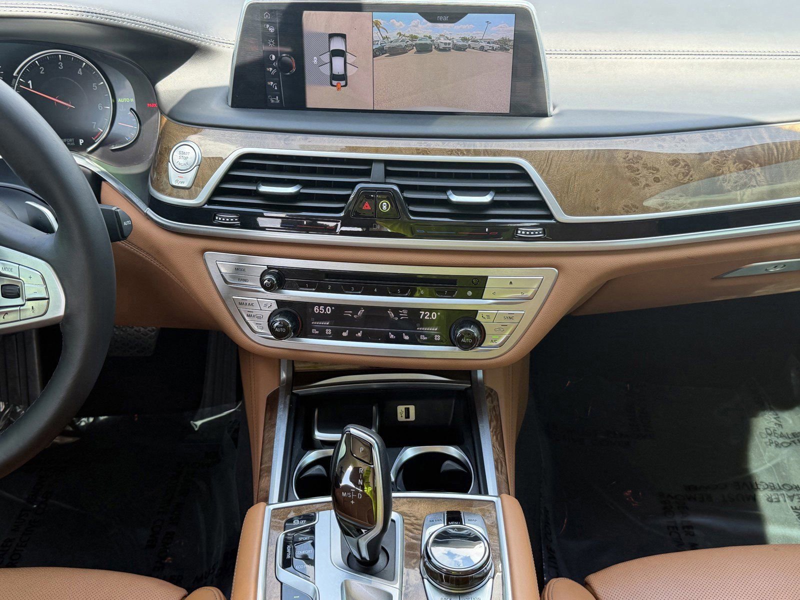 Used 2017 BMW 750i image 15