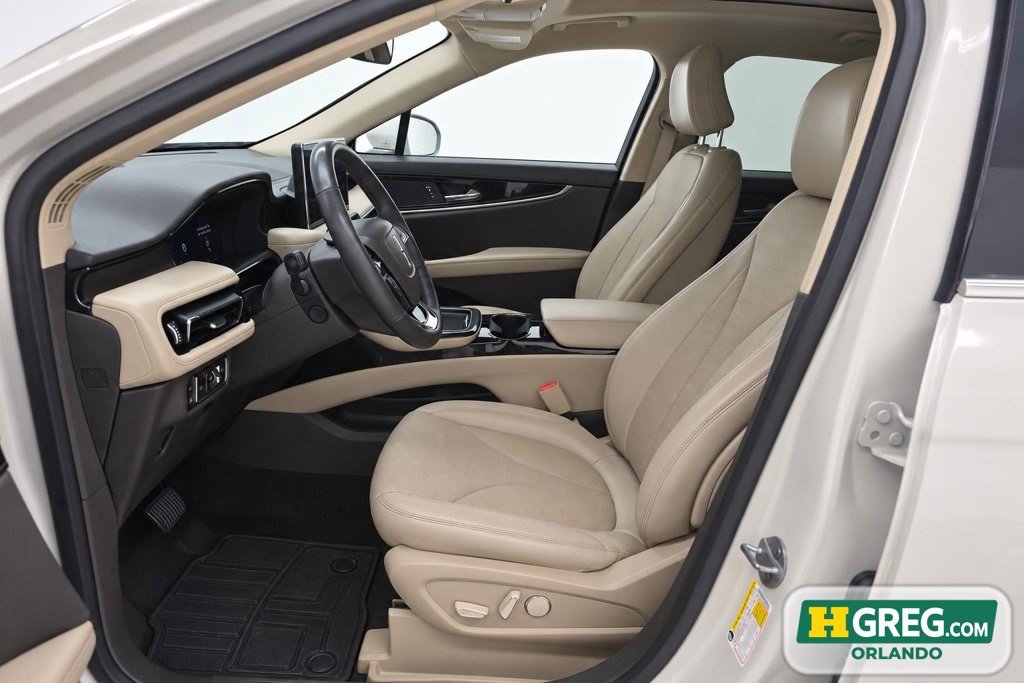 Used 2022 Lincoln Nautilus Reserve AWD/4WD image 10