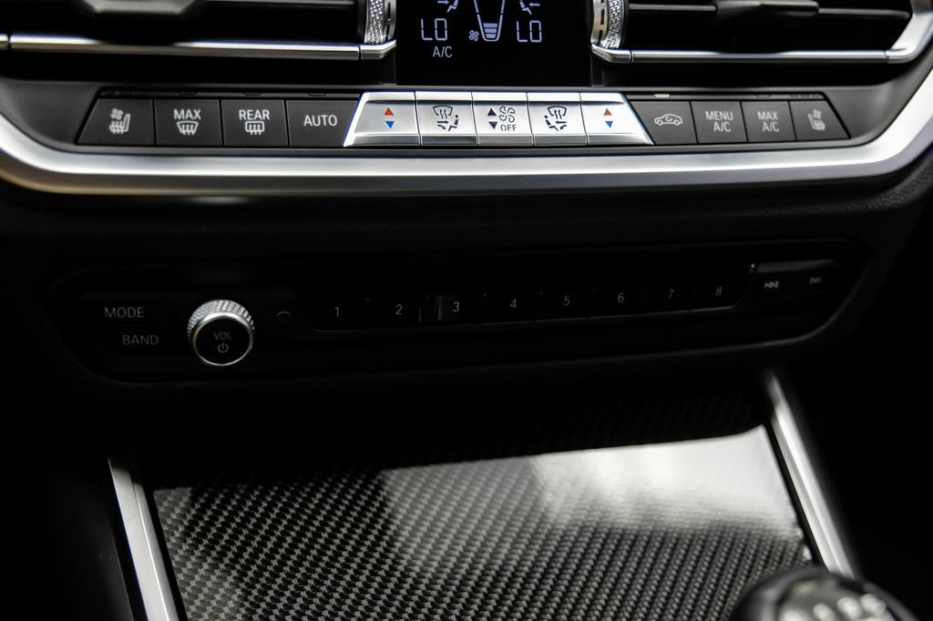Used 2021 BMW M4 Coupe w/ Executive Package RWD image 31