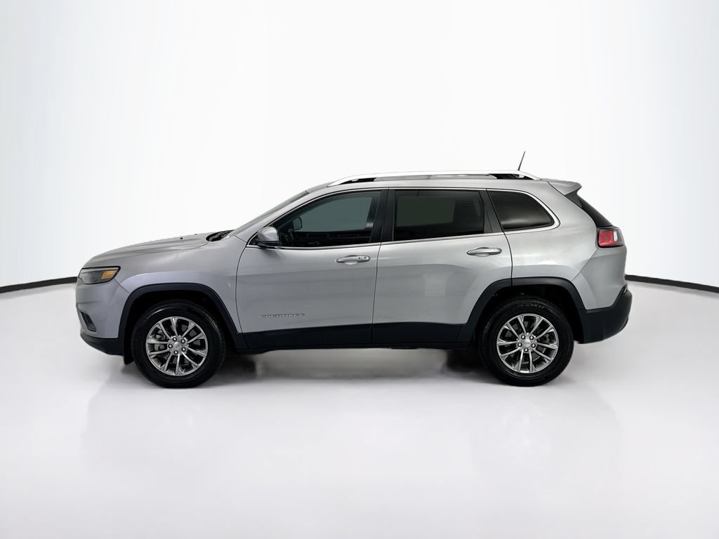 Used 2019 Jeep Cherokee Latitude Plus w/ Comfort/Convenience Group AWD/4WD image 8