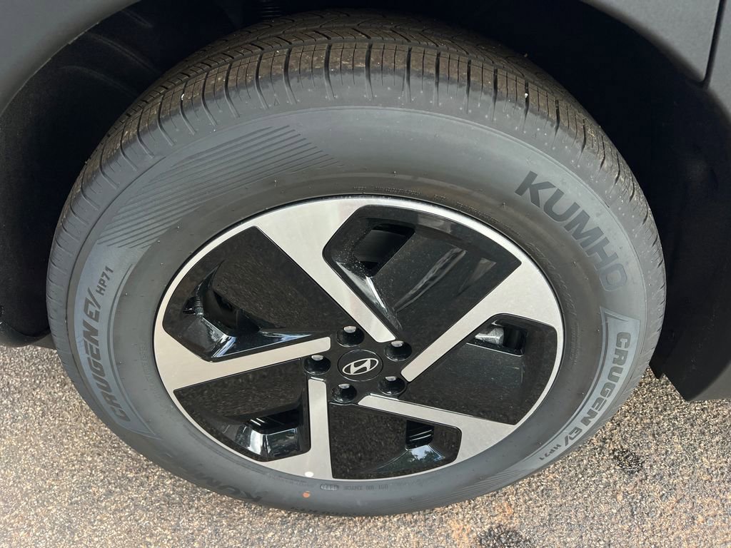 New 2026 Hyundai Ioniq 9 SE image 17