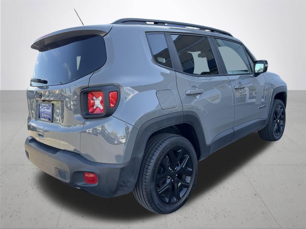 Used 2022 Jeep Renegade Altitude w/ Convenience Group image 5