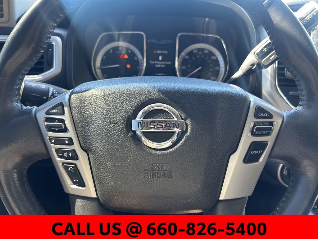 Used 2017 Nissan Titan SV image 12