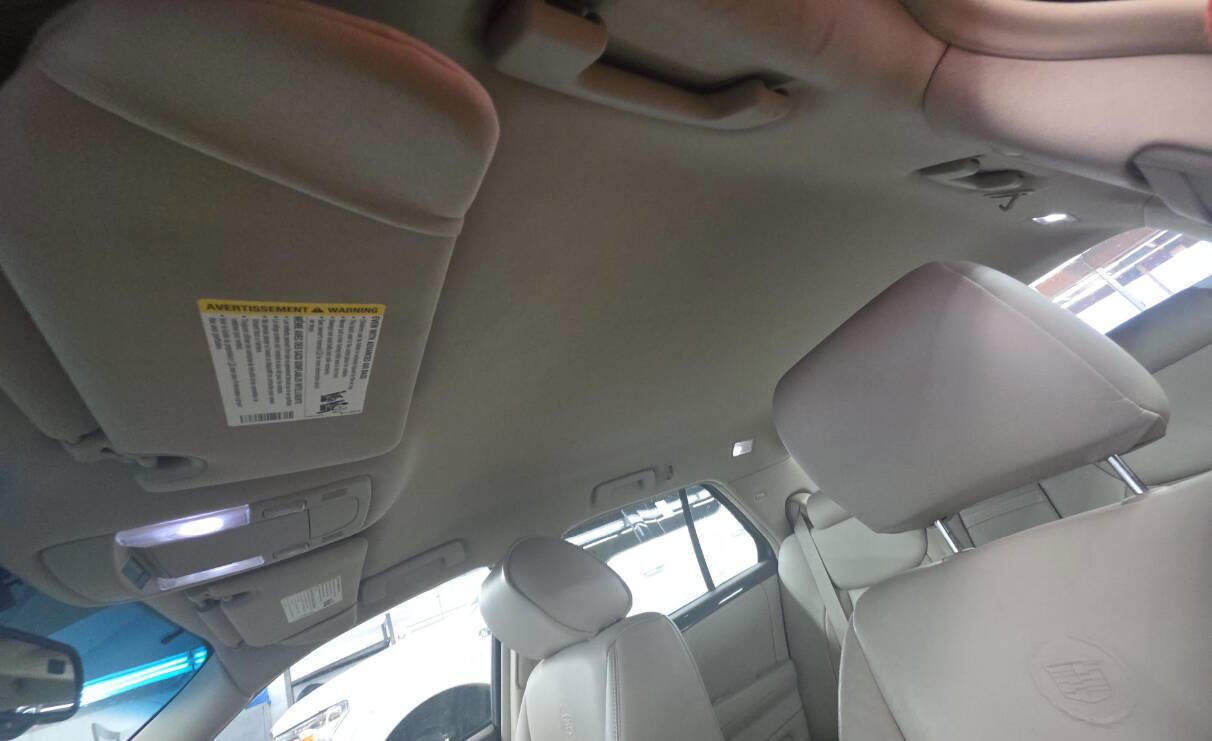 Used 2011 Cadillac DTS FWD image 9