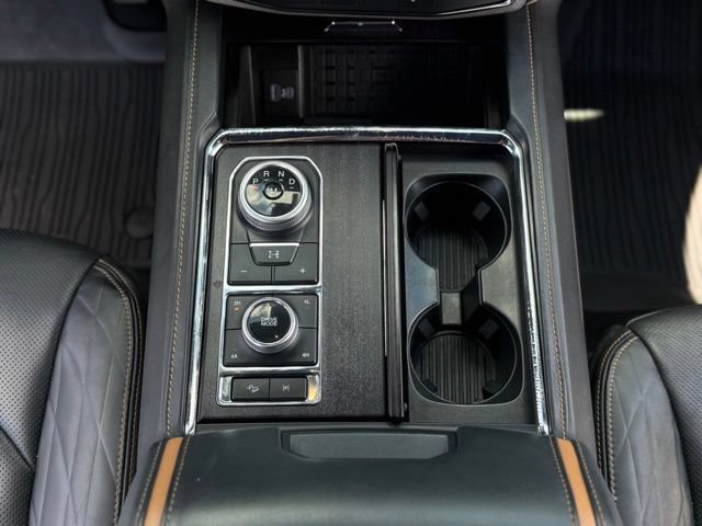 Used 2023 Ford Expedition Platinum AWD/4WD image 33