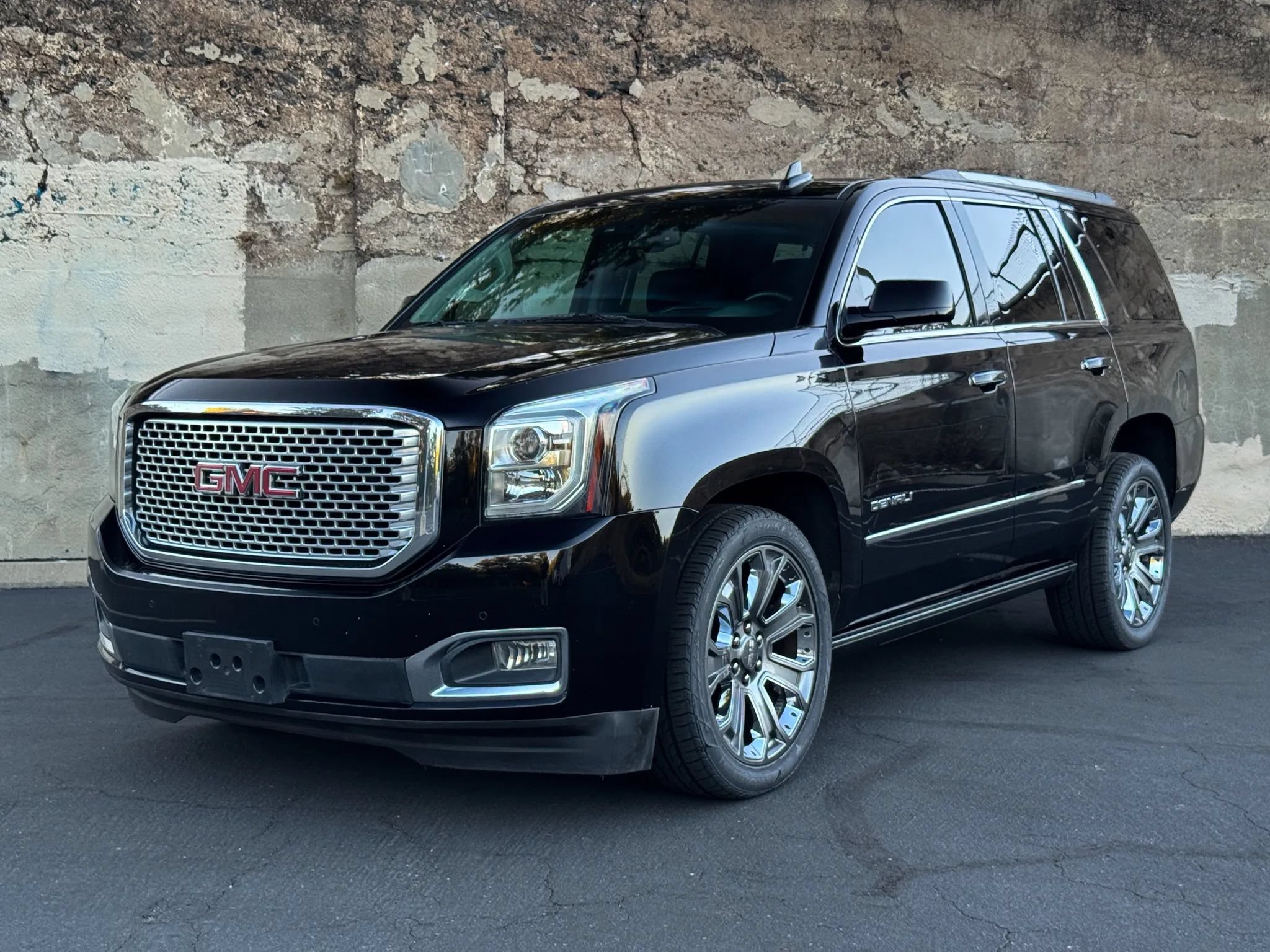Used 2016 GMC Yukon Denali w/ Open Road Package RWD image 8