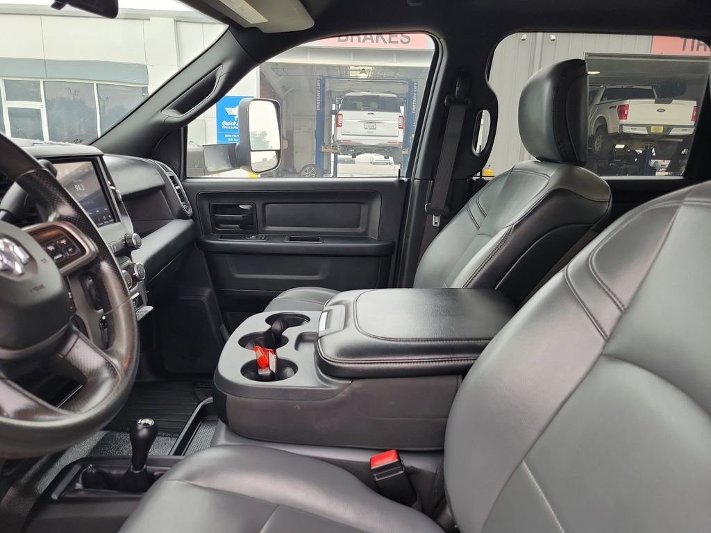 Used 2021 RAM 3500 Tradesman w/ Bed Utility Group AWD/4WD image 14