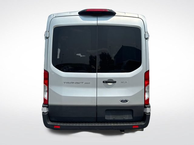 Used 2022 Ford Transit 350 XLT RWD image 4
