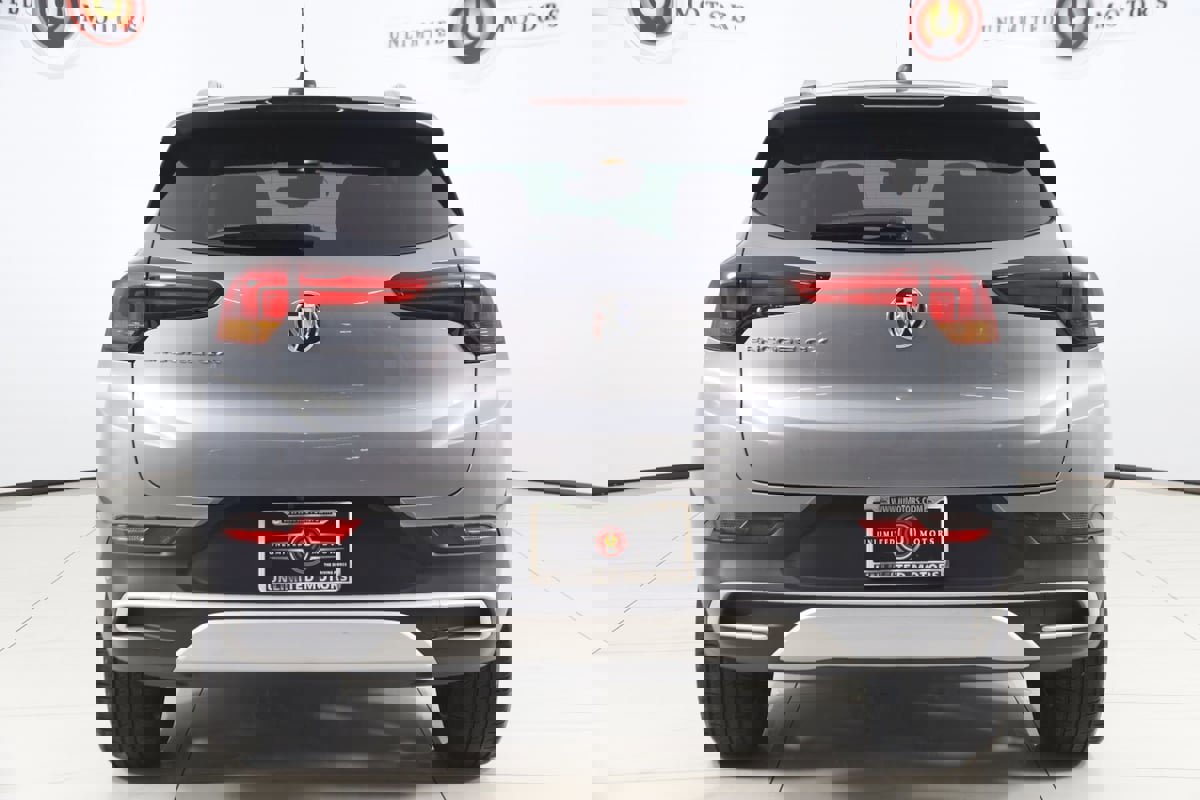 Used 2023 Buick Encore GX Select w/ Safety Package II image 44