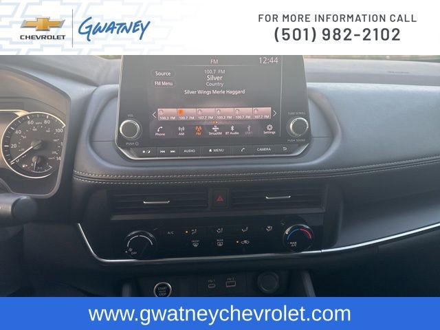 Used 2023 Nissan Rogue S image 17