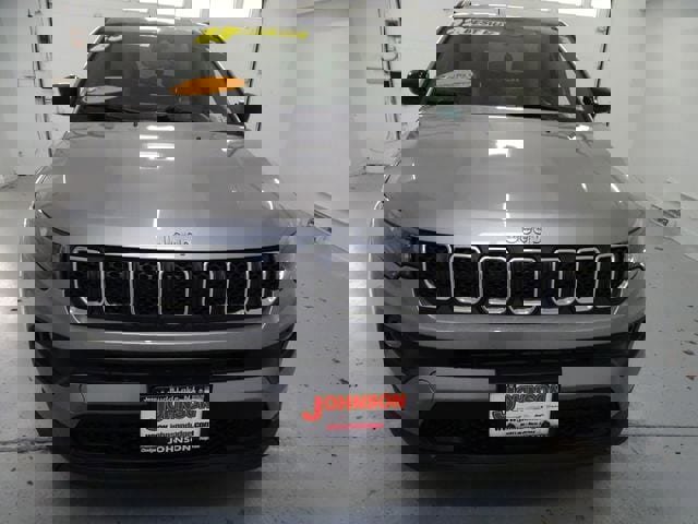 Certified 2023 Jeep Compass Latitude w/ Sun and Sound Group image 25