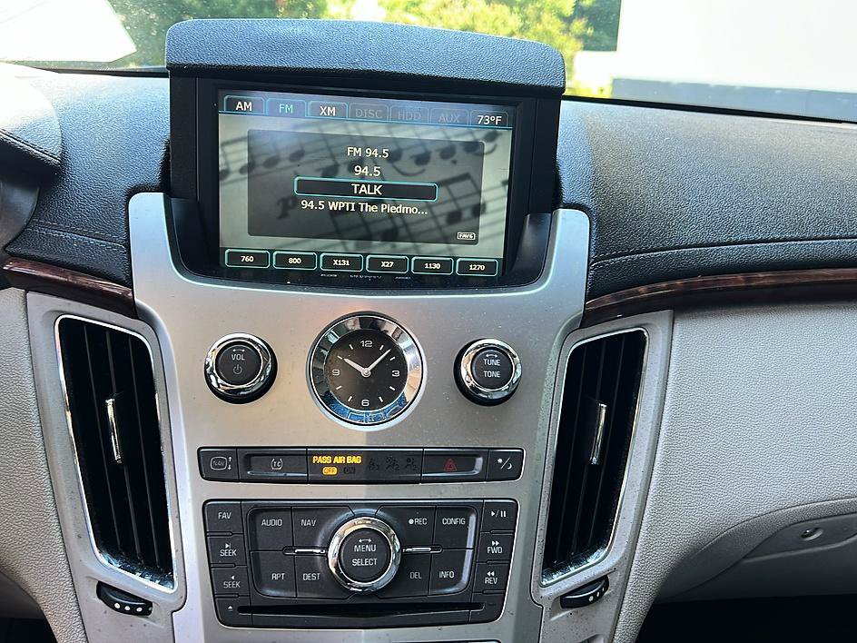 Used 2010 Cadillac CTS Premium AWD/4WD image 18