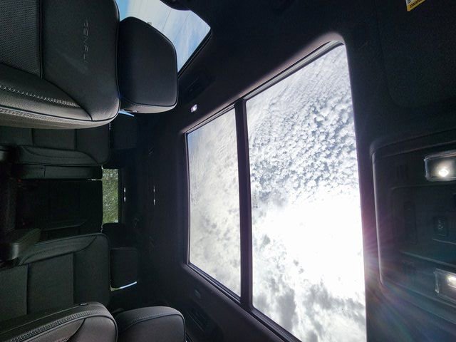 Used 2022 GMC Yukon XL Denali image 20