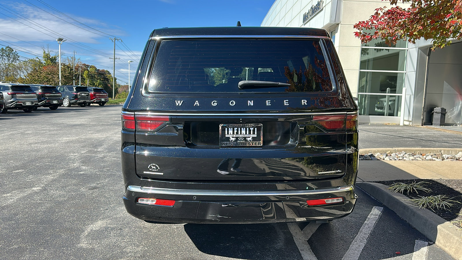 Used 2023 Jeep Wagoneer L Series II image 6