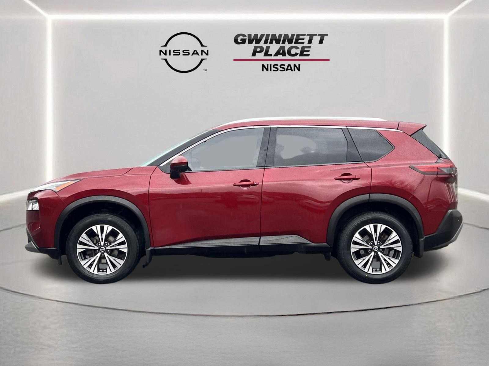 Used 2021 Nissan Rogue SV w/ Premium Package image 24