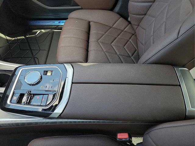 Used 2026 BMW 760i xDrive AWD/4WD image 30