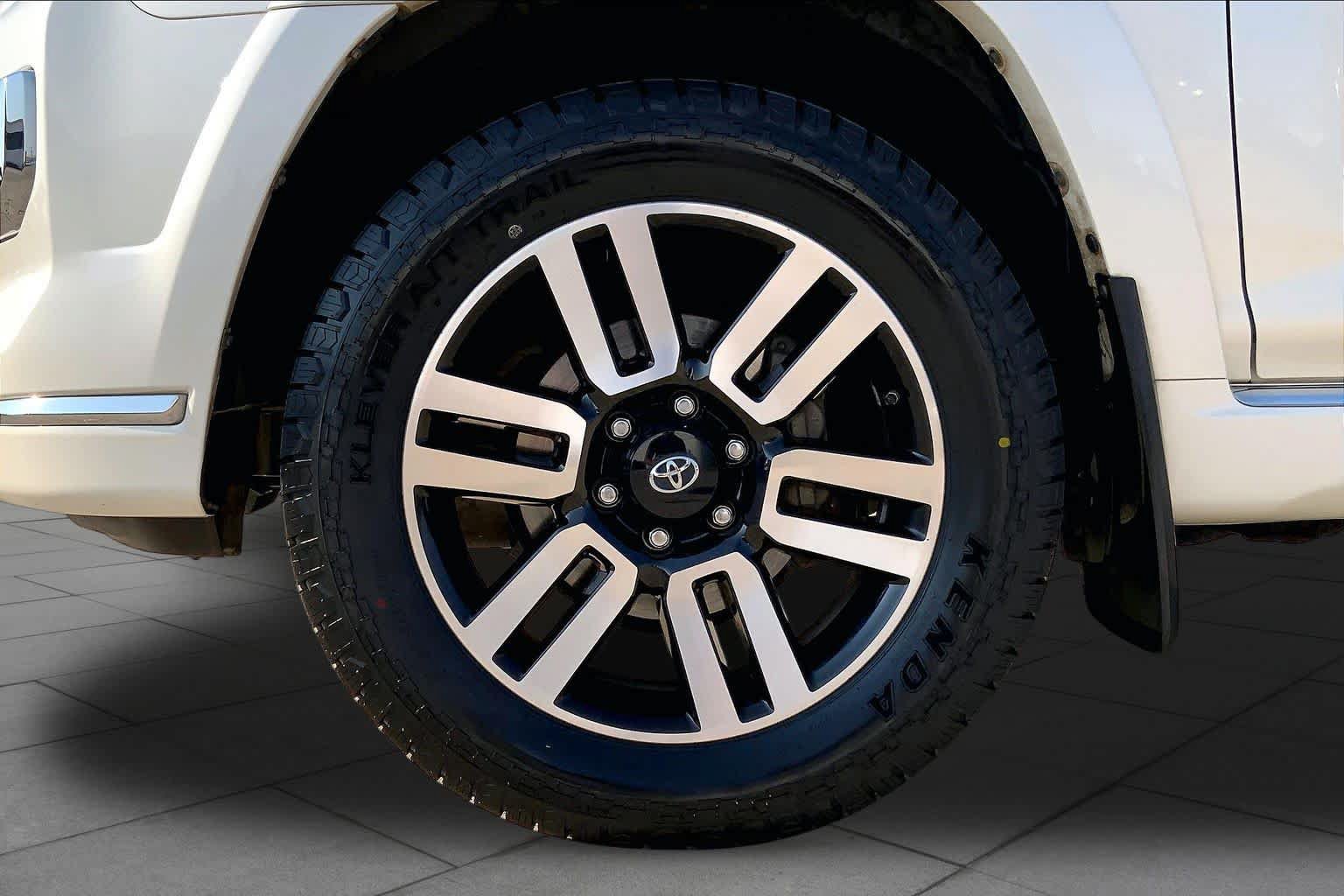 Used 2015 Toyota 4Runner Limited AWD/4WD image 11