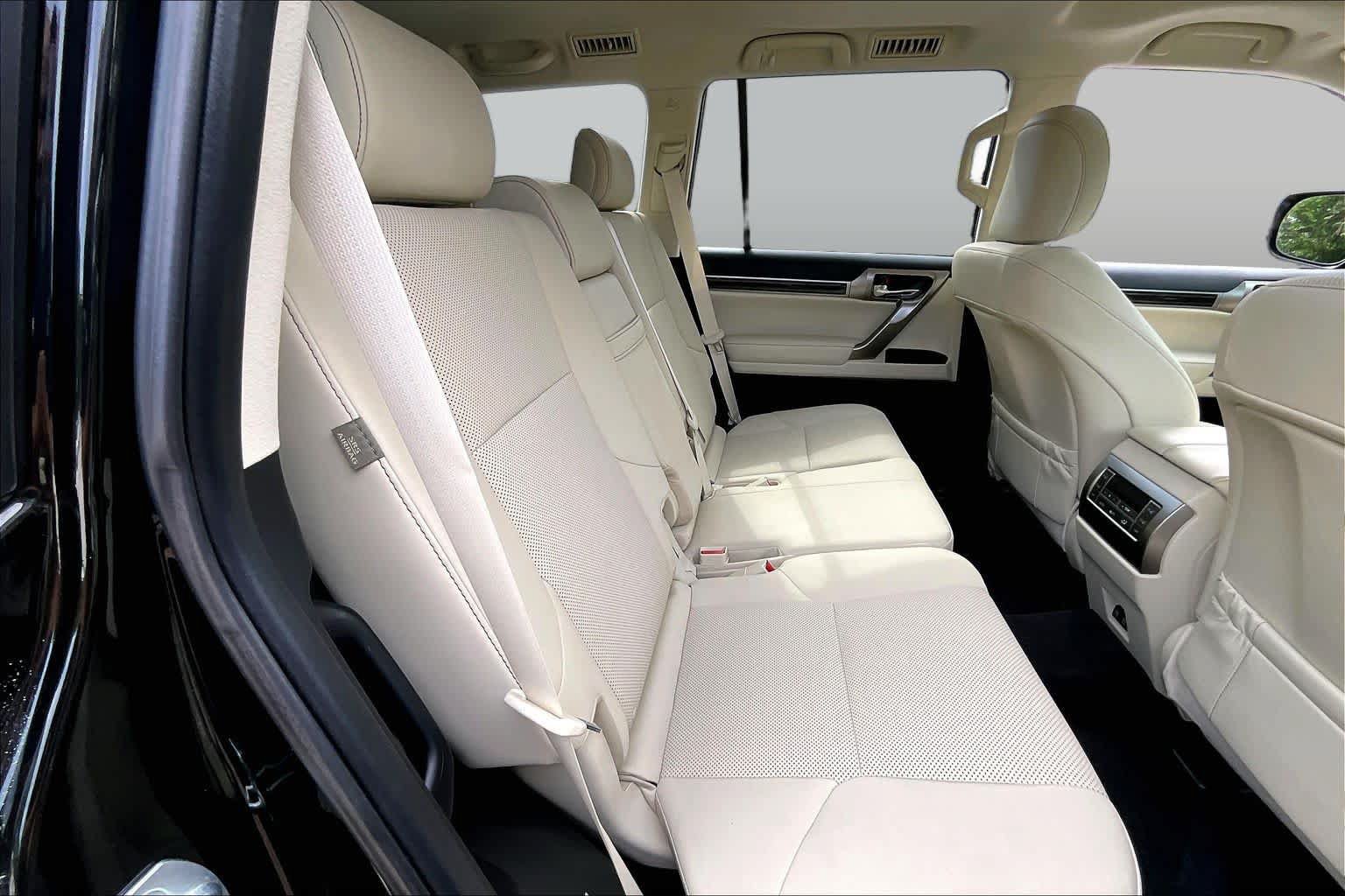 Used 2021 Lexus GX 460 Premium w/ Premium Package AWD/4WD image 21