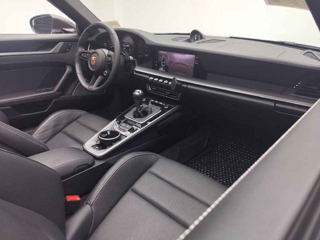 Certified 2024 Porsche 911 Targa 4S AWD/4WD image 7