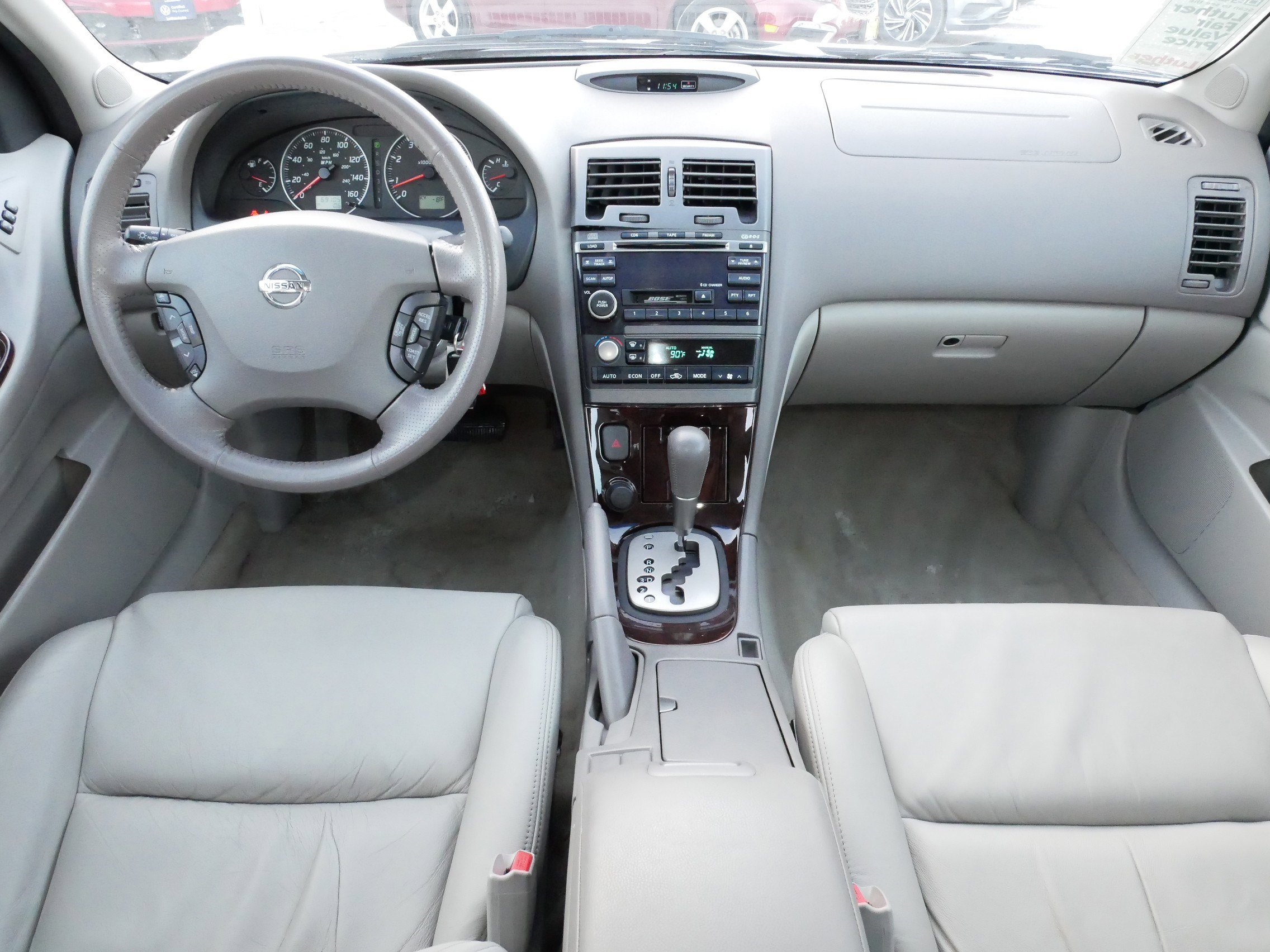 Used 2003 Nissan Maxima GLE image 10